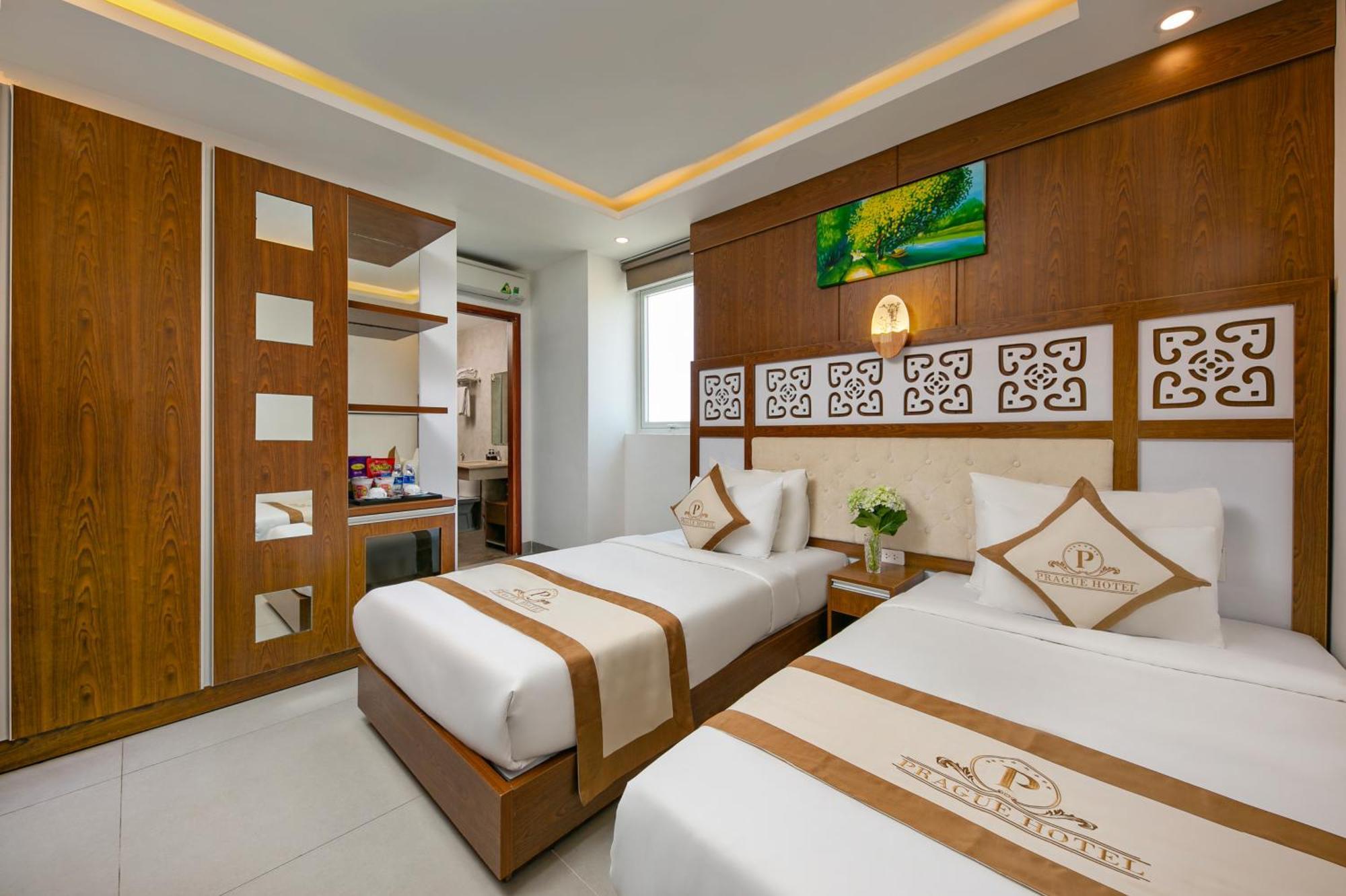 Prague Da Nang Beach Hotel Exteriör bild